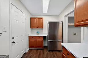 2516 Peachwood Circle, Atlanta, GA 30345 - Photo 5