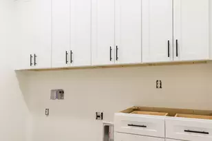 4861 Stanfield Cir, Blackshear, GA 31516 - Photo 11