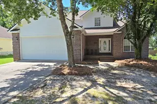 2411 Riverside Dr, Valdosta, GA 31602 - Photo 1