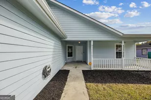 102 Lake Wisteria Ct, Kingsland, GA 31548 - Photo 5