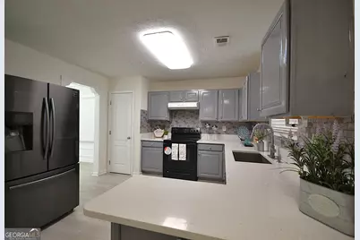 6397 E Meyer Drive, Morrow, GA 30260 - Photo 13