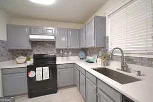 6397 E Meyer Dr, Morrow, GA 30260 - Photo 17