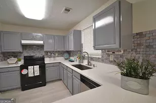 6397 E Meyer Dr, Morrow, GA 30260 - Photo 15