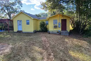 218A Hunt St, Fort Valley, GA 31030 - Photo 1