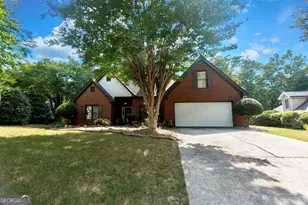 619 1st St, Lawrenceville, GA 30046 - Photo 1