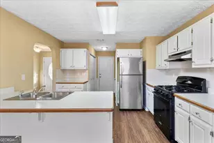 2355 Range Heights Terrace, Loganville, GA 30052 - Photo 25