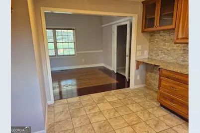 3911 Oak Harbour Drive, Gainesville, GA 30506 - Photo 11