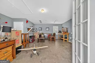 130 W Daylight Dr, Eatonton, GA 31024 - Photo 33