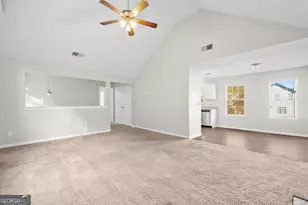 6442 Stonebridge Creek Ln, Lithonia, GA 30058 - Photo 9