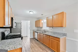 4332 Beaverton Cir, Loganville, GA 30052 - Photo 9