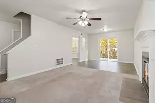 2725 Wildflower Ln, Snellville, GA 30039 - Photo 9
