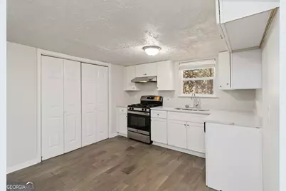 2725 Wildflower Lane, Snellville, GA 30039 - Photo 13