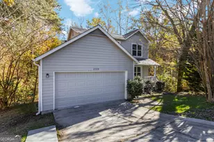 2725 Wildflower Ln, Snellville, GA 30039 - Photo 1