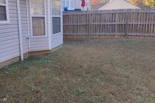 1596 Cutters Mill Dr, Lithonia, GA 30058 - Photo 3