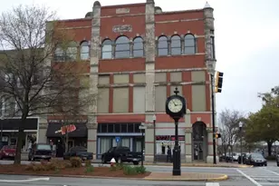 1015 Lyndon Ave, Griffin, GA 30223 - Photo 3