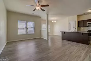 202 Southwind Cir, Newnan, GA 30265 - Photo 13