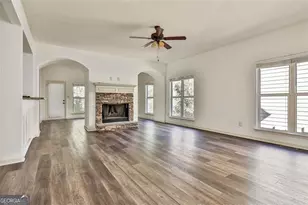 30 Camden Cir, Newnan, GA 30265 - Photo 11