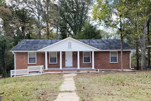 6061 Winview Dr, Forest Park, GA 30297 - Photo 1