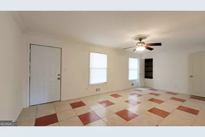 6061 Winview Drive, Forest Park, GA 30297 - Photo 13