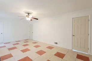 6061 Winview Dr, Forest Park, GA 30297 - Photo 11