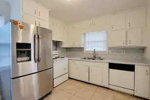 6061 Winview Dr, Forest Park, GA 30297 - Photo 19