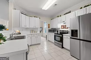 2053 Village Park Dr, Peachtree City, GA 30269 - Photo 13