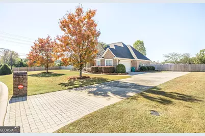 35 Falcon Crest Way, Byron, GA 31008 - Photo 3