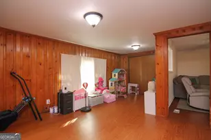 113 Pearce Dr, Warner Robins, GA 31093 - Photo 3