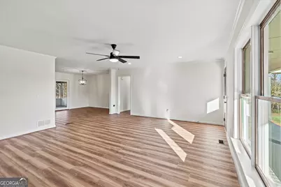 6421 Holly Springs Road, Clermont, GA 30527 - Photo 17