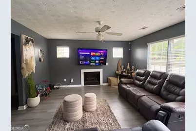 156 Grand Magnolia Street, Jackson, GA 30233 - Photo 3