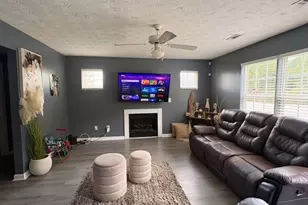 156 Grand Magnolia St, Jackson, GA 30233 - Photo 3