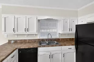 3927 Scarlet Ohara Dr, Ellenwood, GA 30294 - Photo 17