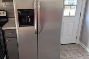 300 Meadowridge Dr, Warner Robins, GA 31093 - Photo 3