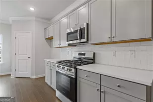 3908 Shelleydale Dr, Powder Springs, GA 30127 - Photo 5