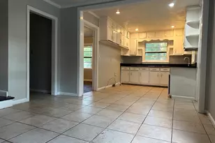 498 North Ave, Forest Park, GA 30297 - Photo 3