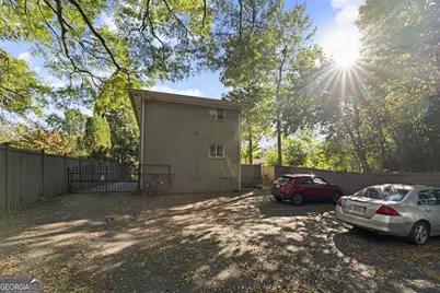 394 6th Street NE #2, Atlanta, GA 30308 - Photo 19