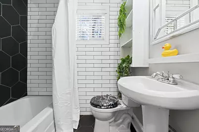 394 6th Street NE #2, Atlanta, GA 30308 - Photo 7