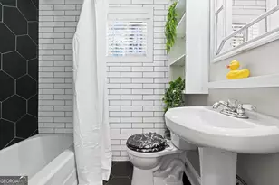 394 6th St NE, Atlanta, GA 30308 - Photo 7