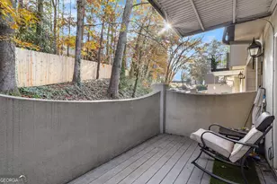 725 Dalrymple Rd, Atlanta, GA 30328 - Photo 15