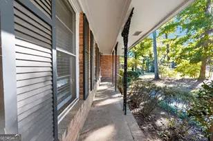 3132 Robindale Rd, Decatur, GA 30034 - Photo 9