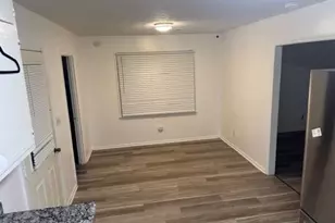 3405 SW Creekwood Dr SE, Conyers, GA 30094 - Photo 3