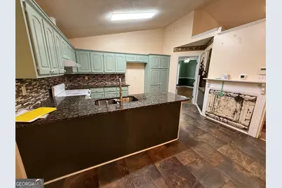 308 Deer Run, Williamson, GA 30292 - Photo 17