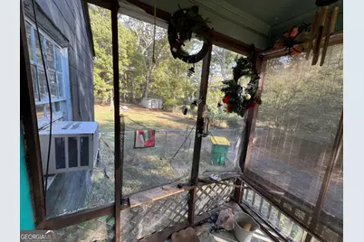 5068 Lorraine Place, Forest Park, GA 30297 - Photo 11