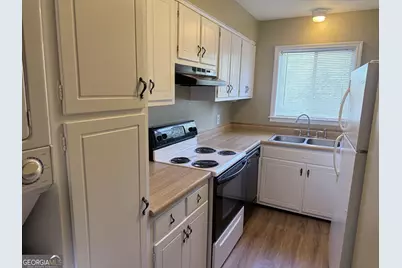 615 Willow Creek Drive, Macon, GA 31204 - Photo 11
