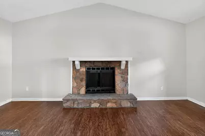 5212 Cindy Way, Stone Mountain, GA 30083 - Photo 9