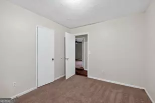 5212 Cindy Way, Stone Mountain, GA 30083 - Photo 17