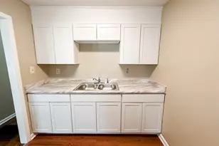 319 Brown Ave, Millen, GA 30442 - Photo 7