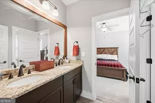 217 Crescent Dr, Forsyth, GA 31029 - Photo 17