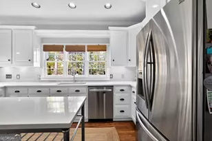 10325 Oxford Mill Cir, Johns Creek, GA 30022 - Photo 27