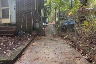 9177 Woodhaven Dr NW, Covington, GA 30014 - Photo 11